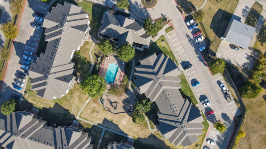 Churchill-Commerce 01a